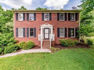 2440 Hawthorne Rd, Lynchburg, VA 24503