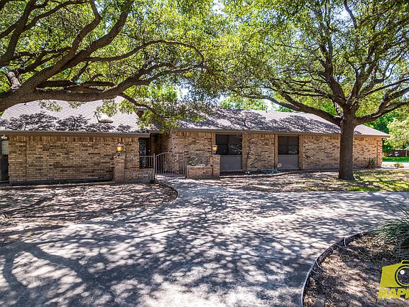 4th image of 6408 Shady Oaks Dr