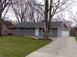 4211 Woodmere Dr, Youngstown, OH