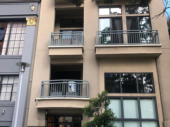 4th image of 81 Lansing St APT 405