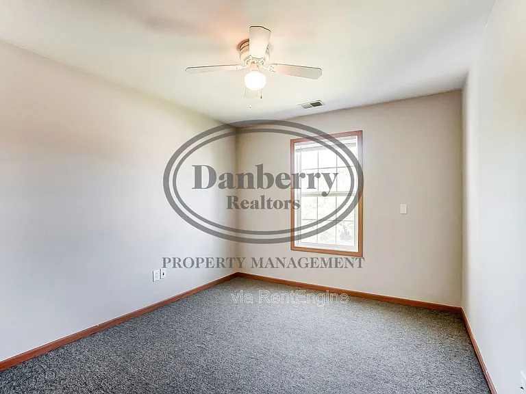1117 N Byrne Rd — Photo 16