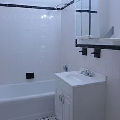 Rented by AJ Clarke | media 37