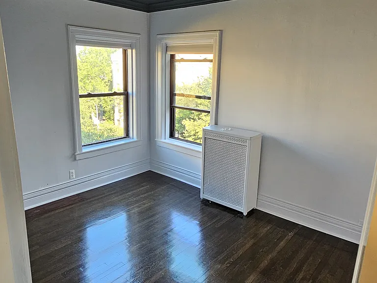 539 W Brompton Ave #3N — Photo 24