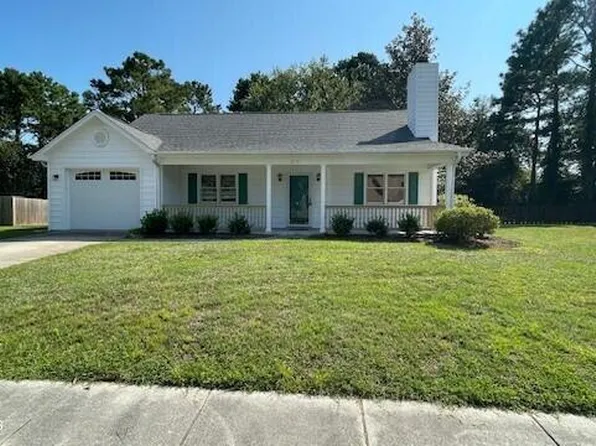 6712 Emberwood Road, Wilmington, NC 28405