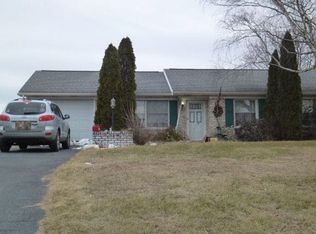 52 Mahanoy Valley Rd, Duncannon, PA 17020