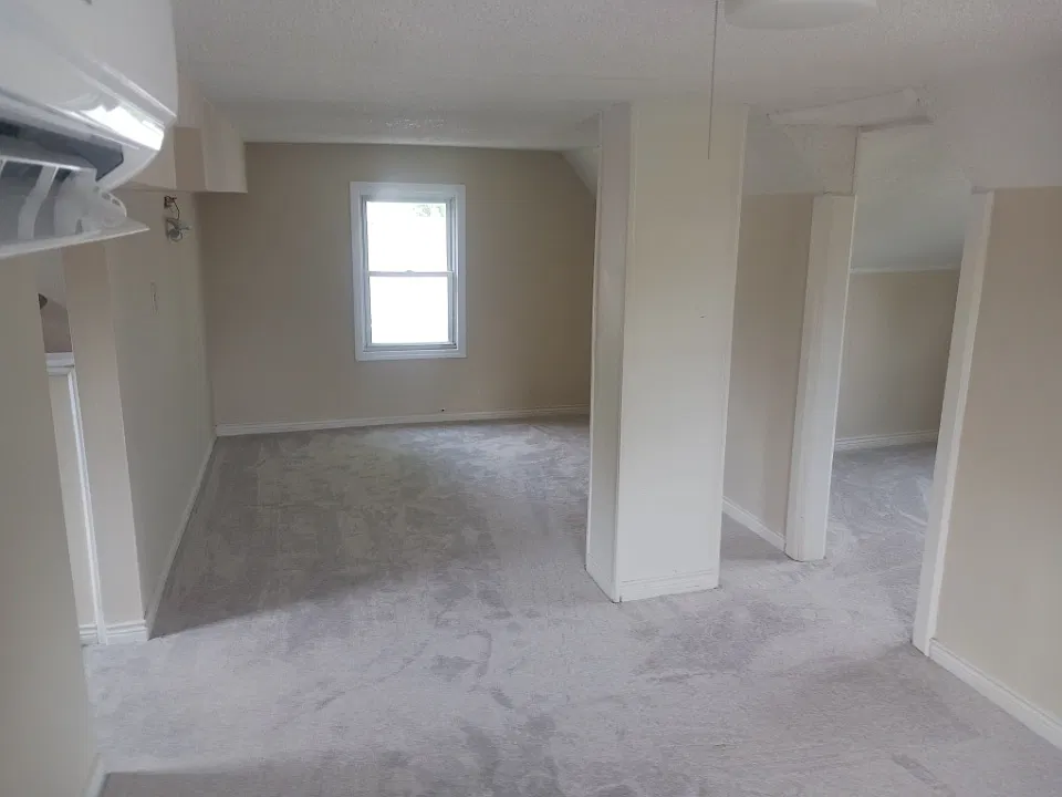 2 bed, 890 sqft, $1,400 — Photo 4