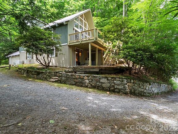 2nd image of 119 Foxden Rd