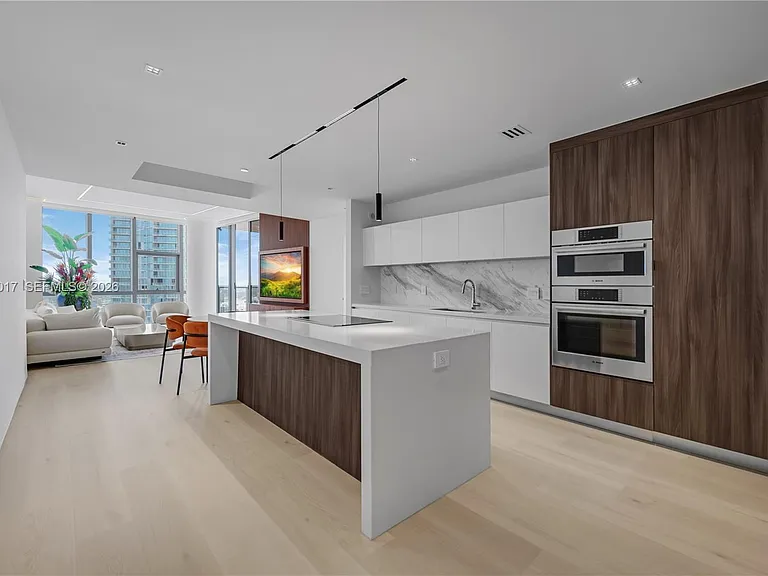 851 NE 1st Ave #4201 — Photo 38