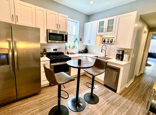 3327 W Hirsch St #2, Chicago, IL 60651