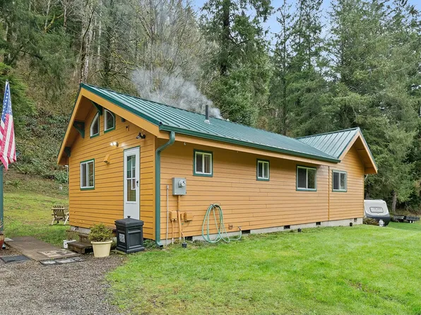 9580 Kilchis River Rd, Tillamook, OR 97141