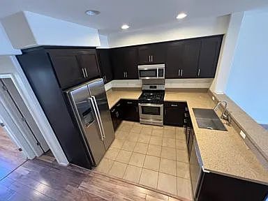 5th image of 2618 Celadon Cir Unit 2