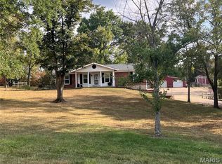 730 Silo Ln, Villa Ridge, MO 63089