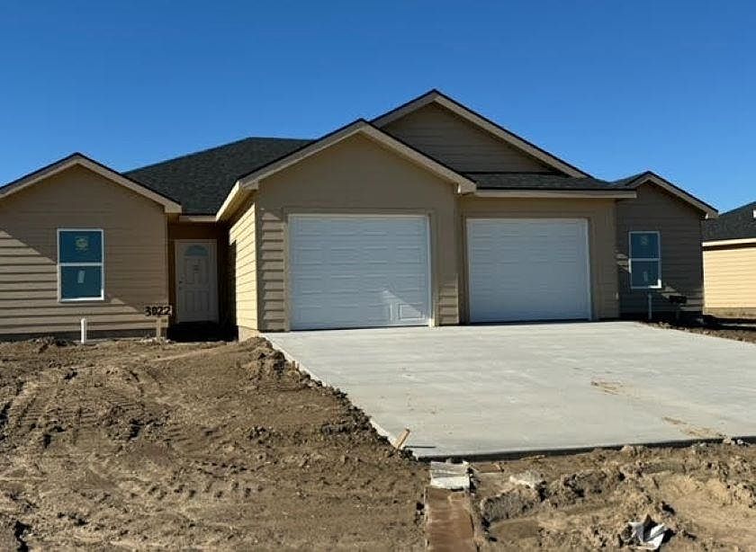 1st image of 3022 Fountain Dr