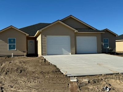 3022 Fountain Dr, Salina, KS, 67401