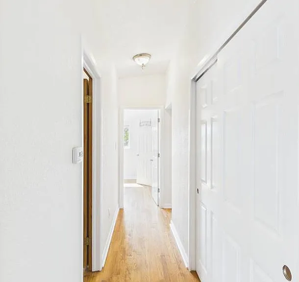 2261 W 56th Pl — Photo 12