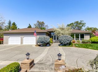 2949 Fairview Dr, Medford, OR 97504