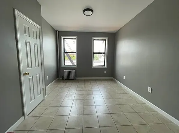 (undisclosed Address), Bronx, NY 10455