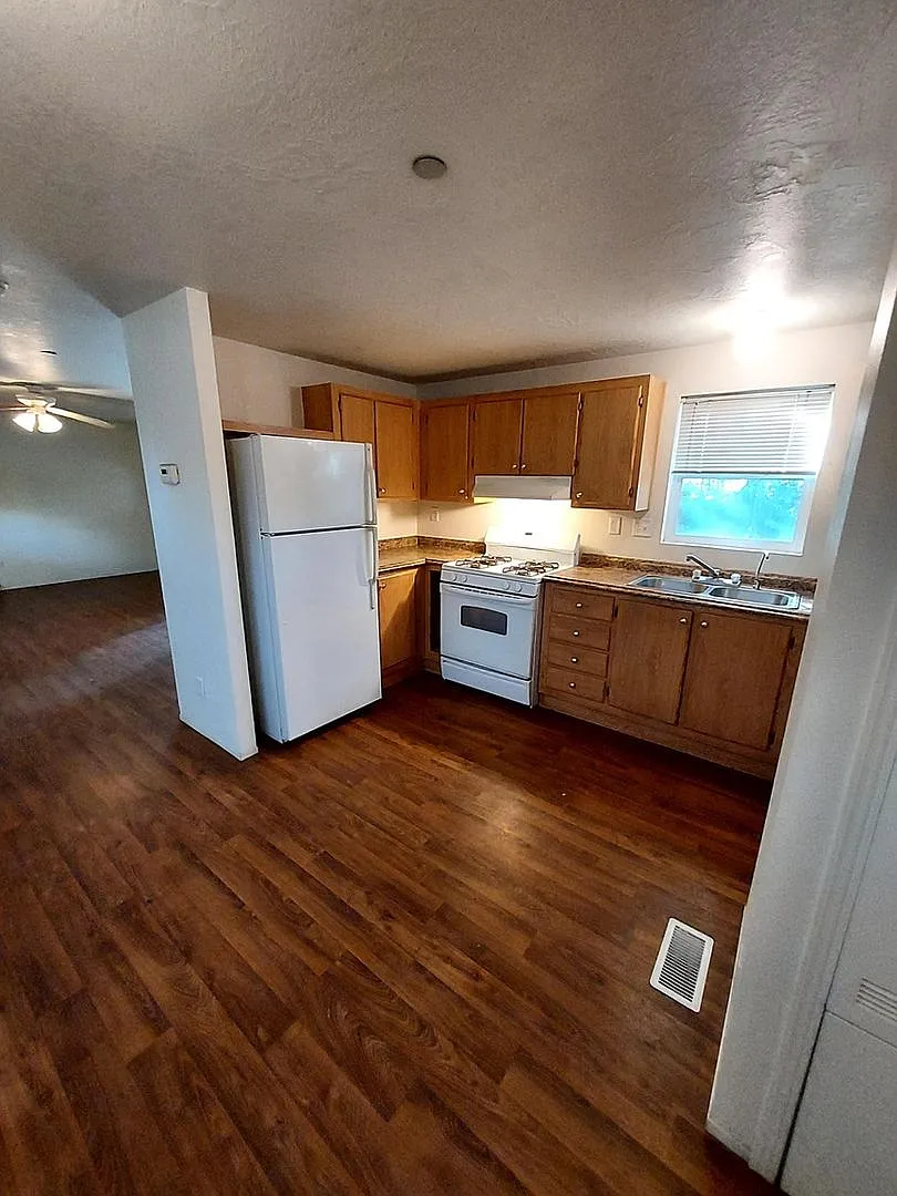 Charming 1BR House in Chico — Photo 3