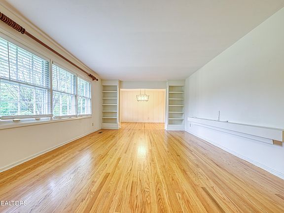 5th image of 8712 NW Longmeade Dr #2