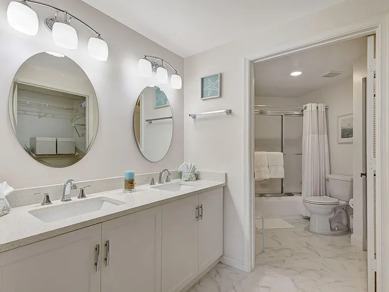 800 Uno Lago Dr #302 — Photo 28