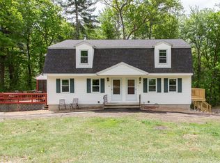 162 Porcupine Cir, Salem, NH 03079
