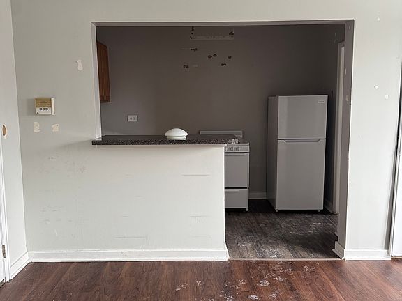 5th image of 6726-1 N Glenwood Ave #305
