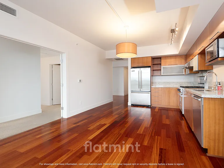 2911 2nd Ave #1106 — Photo 7