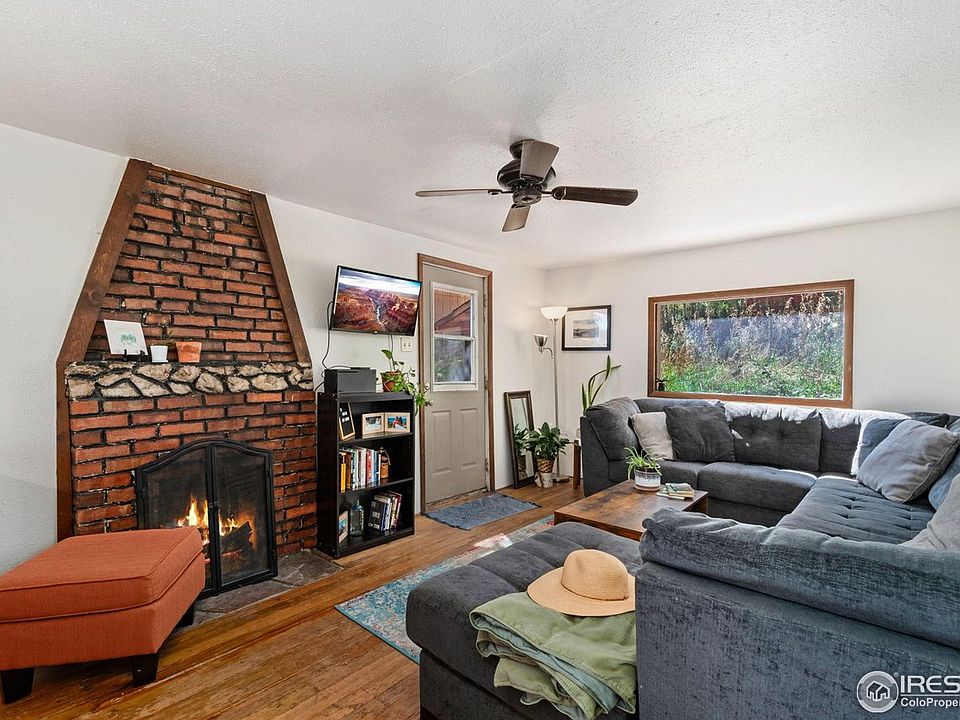 1st image of 3055 Yucca Dr