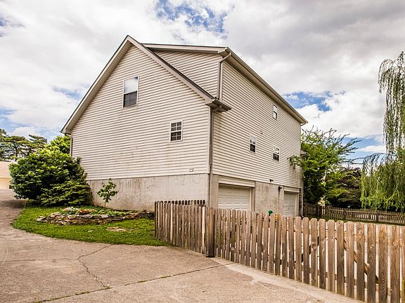 5th image of 1277 Edenbridge Way