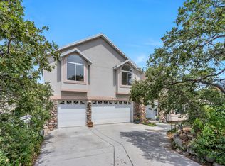 3467 E Magic View Dr, Cottonwood Heights, UT 84121