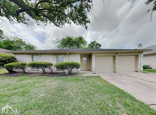 6903 Deer Ridge Ln, Houston, TX 77086