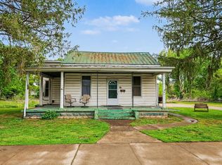 707 E 2nd St, Manchester, OH 45144