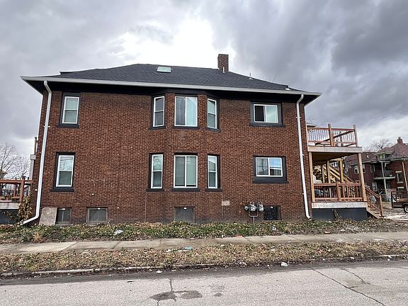 3rd image of 4300 Virginia Park St #1