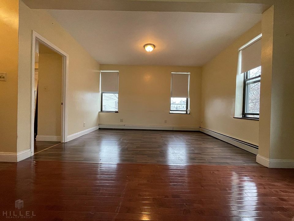 1st image of 820 Wyckoff Ave #3F