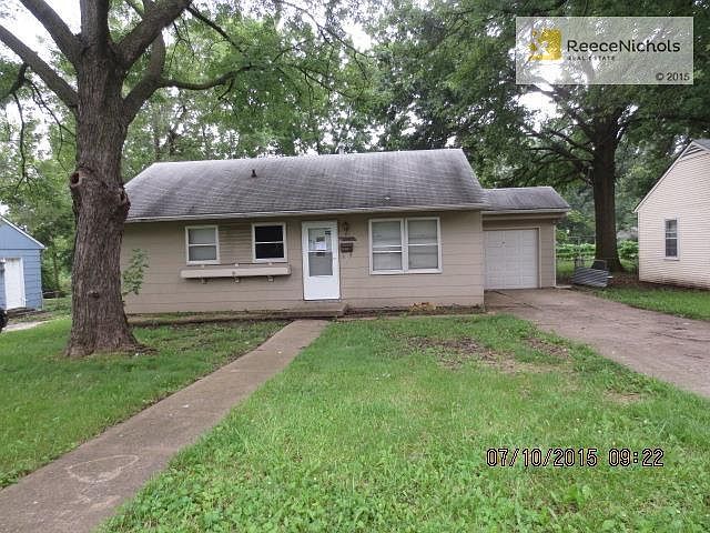 1st image of 2507 Woodend Ave