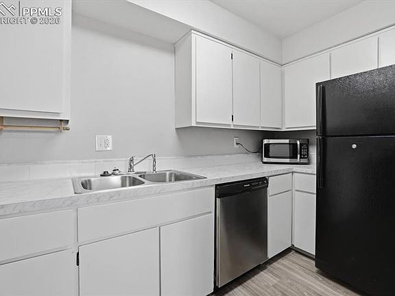 3rd image of 1708 Sawyer Way APT 263