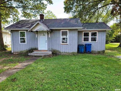 312 Lincoln Ave, Flora, IL, 62839