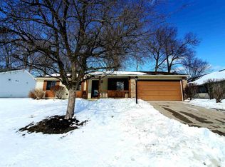 2308 Foxboro Dr, Fort Wayne, IN 46818