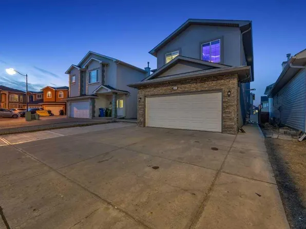 107 S Taracove Lndg NE, Calgary, AB T3J 4S7