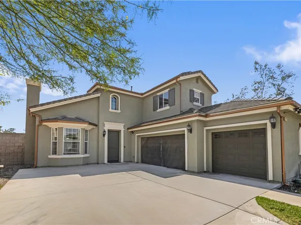 9289 Sycamore Ln, Fontana, CA 92335