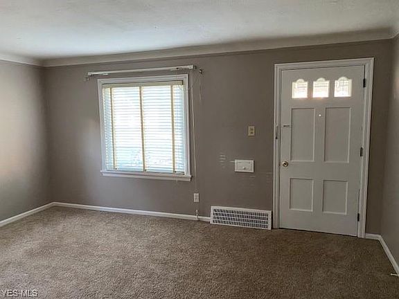 2nd image of 3011 Grovewood Ave