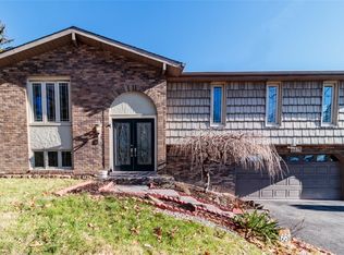 6611 Brownsville Rd, Pittsburgh, PA 15236