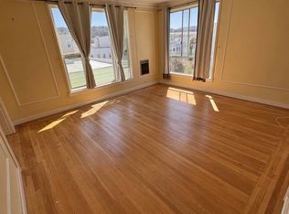 3555 Broderick St, San Francisco, CA 94123