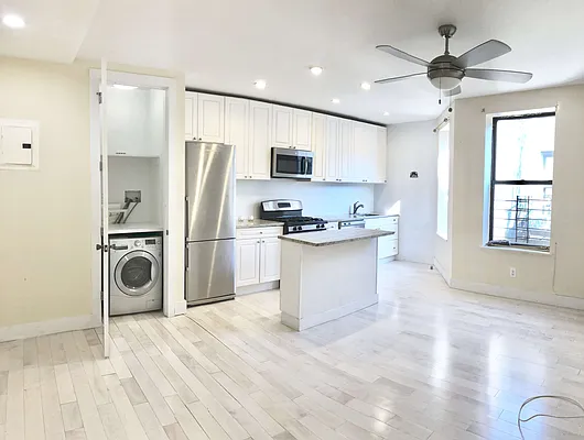 Rented by Uptown Flats LLC | media 1