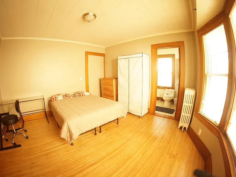 121 Crittenden Blvd — Photo 14