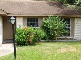 516 Saint Charles St, League City, TX 77573
