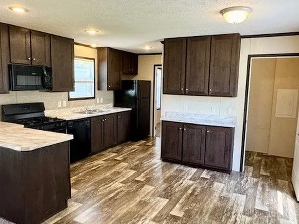1620 Pheasant Run, Mishawaka, IN 46544
