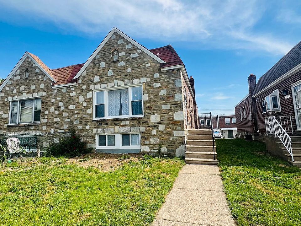 1st image of 2303 Oakmont St