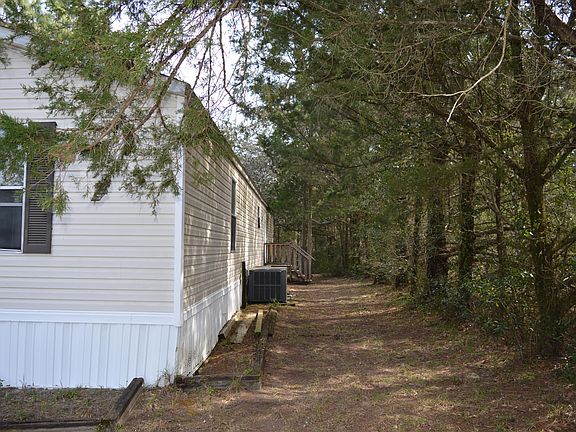 3rd image of 4991 NE 140th Ct