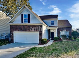 8933 Coppermine Ln, Charlotte, NC 28269
